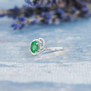 Diamond and Emerald Ring for Young Ladies in 14K White Gold