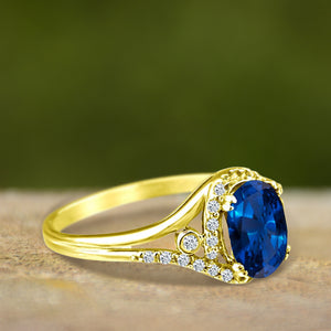 Exquisite Created-Sapphire Gemstone Ring with Diamonds in 14K Yellow Gold