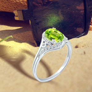 Exquisite 1.50 Carat Peridot Gemstone Ring with Diamonds in 14K White Gold