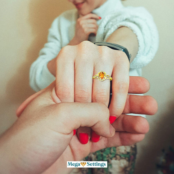 Stylish Oval Cut 7X5mm Citrine Gemstone and Diamond in 14K Yellow Gold Ring for Any Occasion