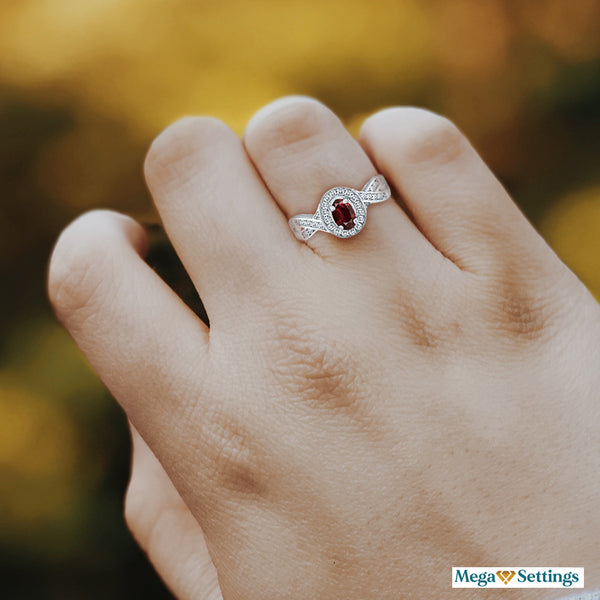 Exquisite Garnet and Diamond Engagement Ring in 14K White Gold