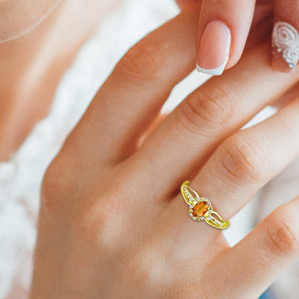 Exquisite Citrine Gemstone and Diamonds Ring in 14K Yellow Gold