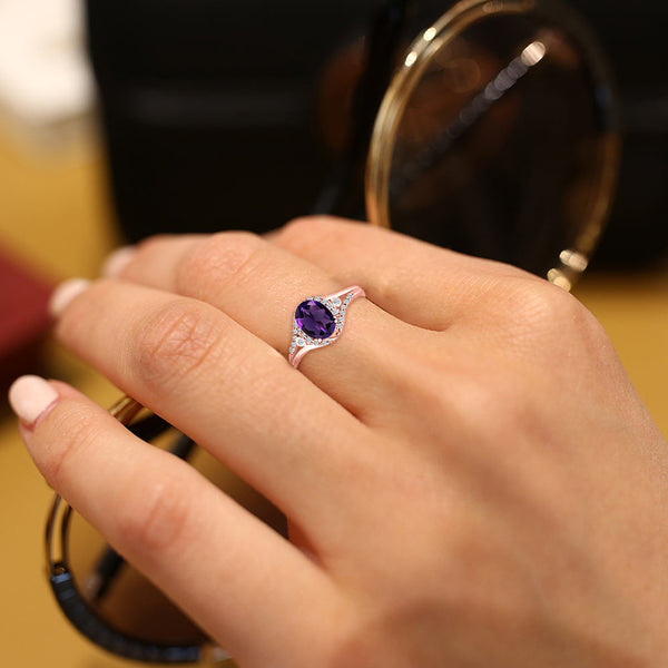 Exquisite 1.10 Carat Natural Amethyst Gemstone Ring with Diamonds in 14K Rose Gold