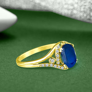 Exquisite 1.75 Carat Diffuse Sapphire Gemstone Ring with Diamonds in 14K Yellow Gold