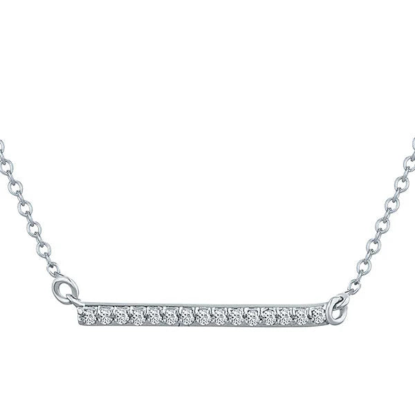 0.25ct Bar-shaped diamond pendant in 14k white gold and cable chain, a fine brilliant line on the neck highlights elegance