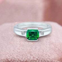 Load image into Gallery viewer, 0.77 Carat Lab Created Emerald Gemstone and diamonds Ring in 14K White Gold/YG